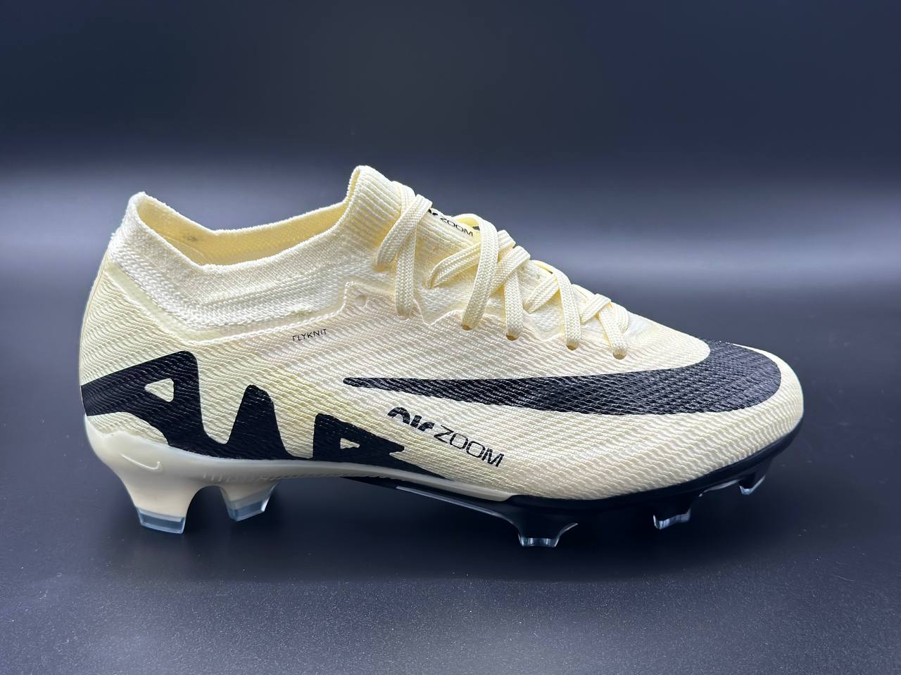 Футбольные бутсы Nike Air Zoom Mercurial Vapor 15 Pro FG бежевые