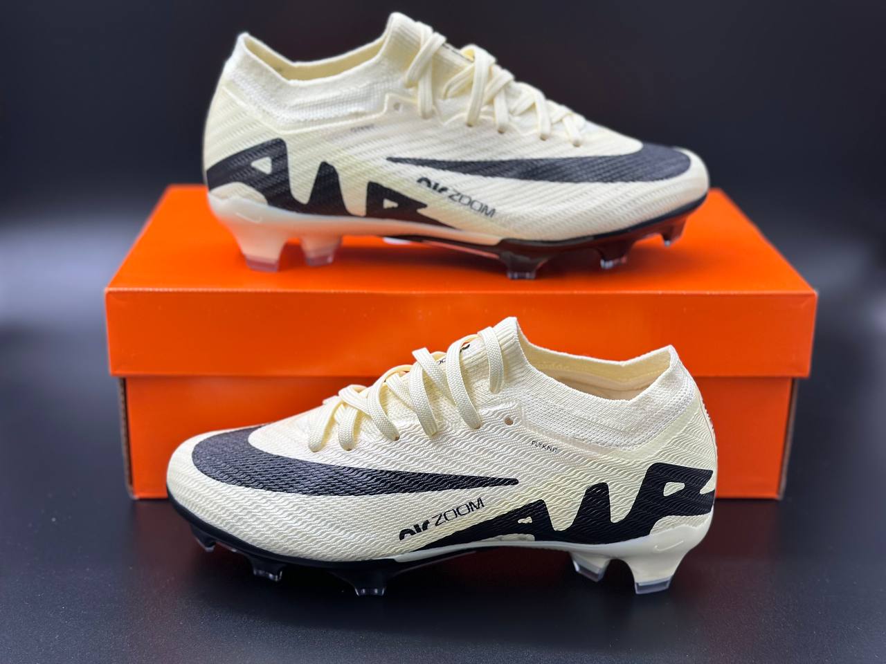 Футбольные бутсы Nike Air Zoom Mercurial Vapor 15 Pro FG бежевые