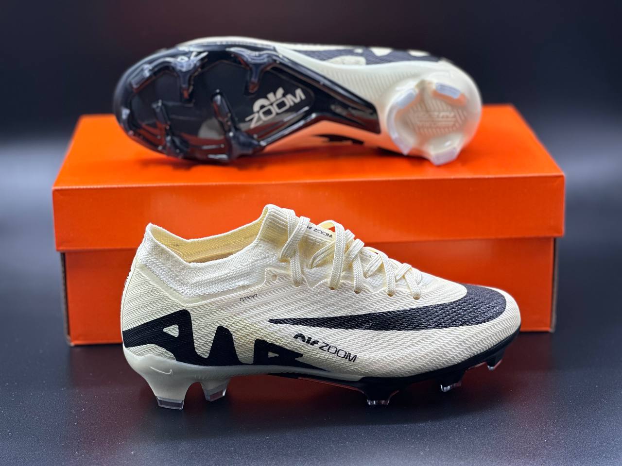 Футбольные бутсы Nike Air Zoom Mercurial Vapor 15 Pro FG бежевые