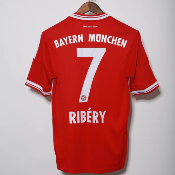 Ретро футболка Бавария Мюнхен домашняя RIBERY 7 2013/2014