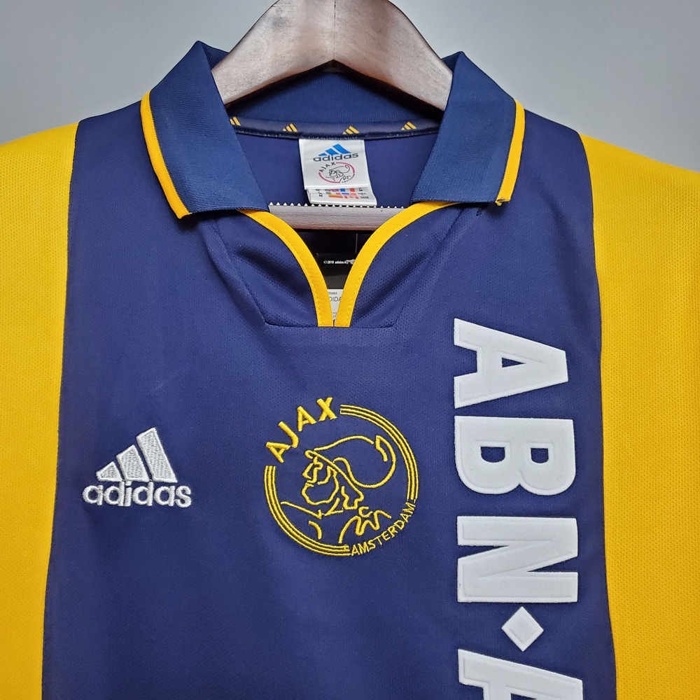 Ретро футболка Аякс гостевая 2000-2001