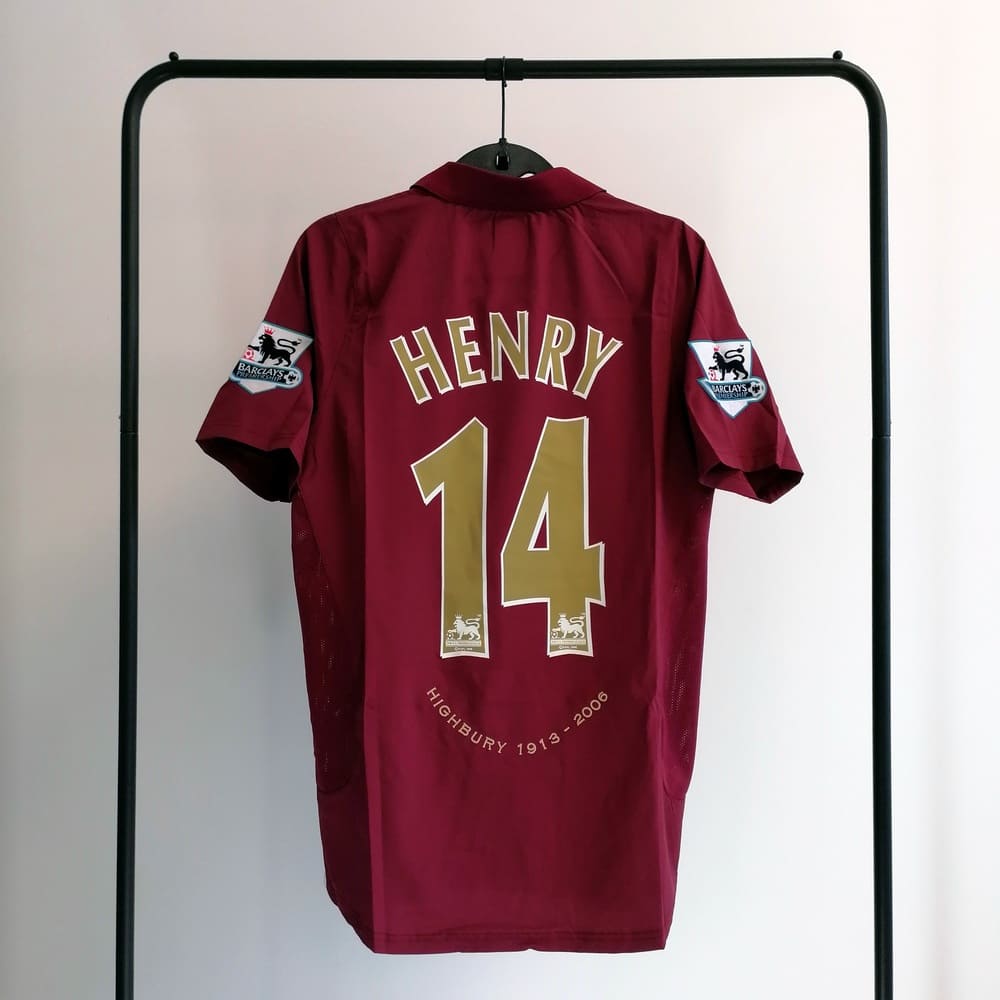 HENRY 14 ретро футболка Арсенал домашняя 2005-2006