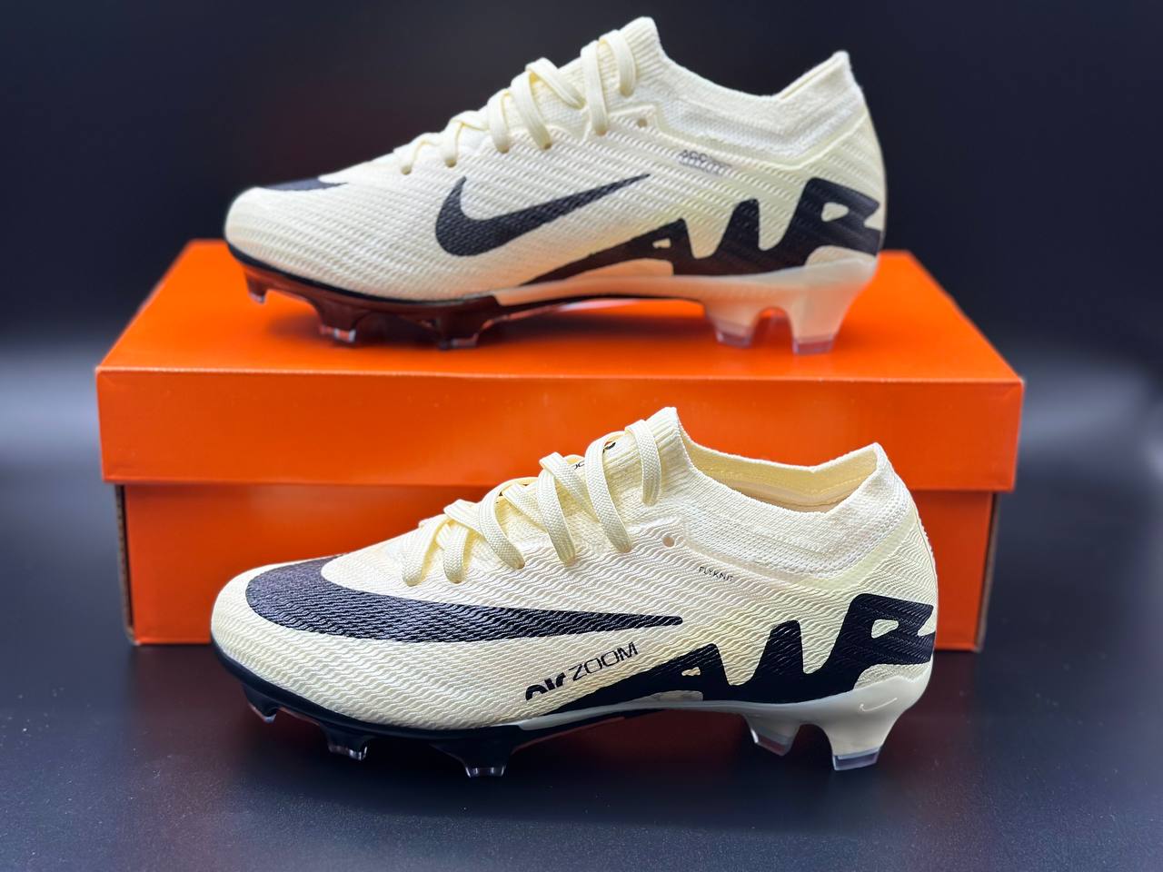 Футбольные бутсы Nike Air Zoom Mercurial Vapor 15 Pro FG бежевые